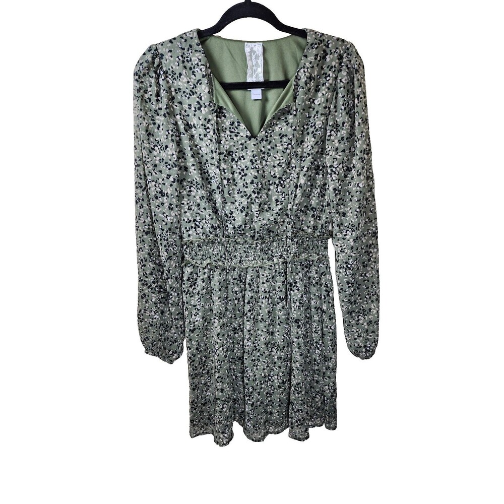 Sadie & Sage Sage Green Floral Long-Sleeve Mini Dress